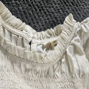 Sleeveless top